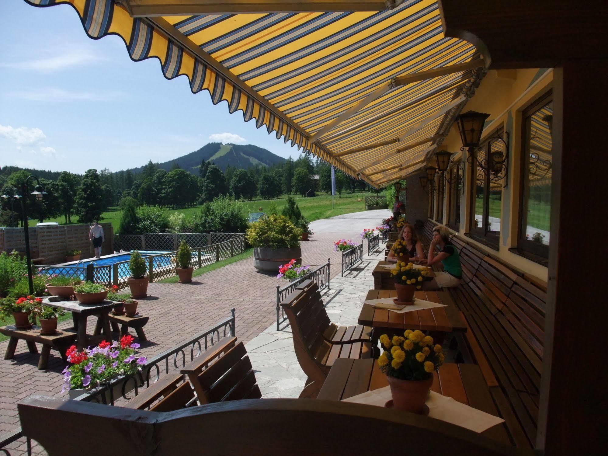 Ferienhotel Knollhof Ramsau am Dachstein Exterior foto