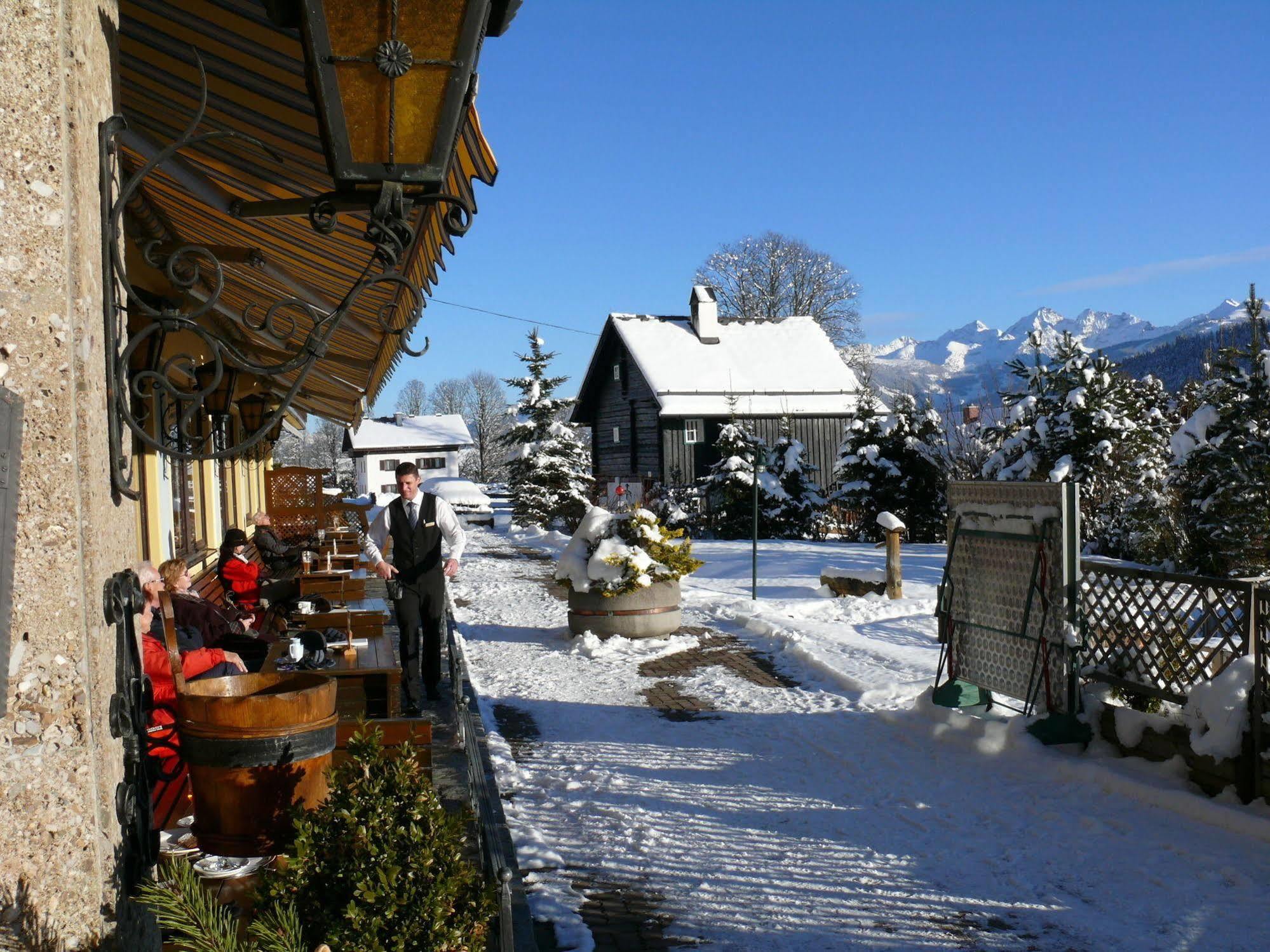 Ferienhotel Knollhof Ramsau am Dachstein Exterior foto